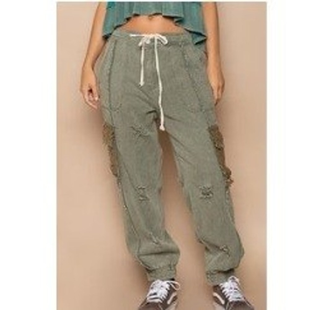 POL Elliot Joggers Small Crochet Lace Distressed Cargo Patch Pants Boho Festival